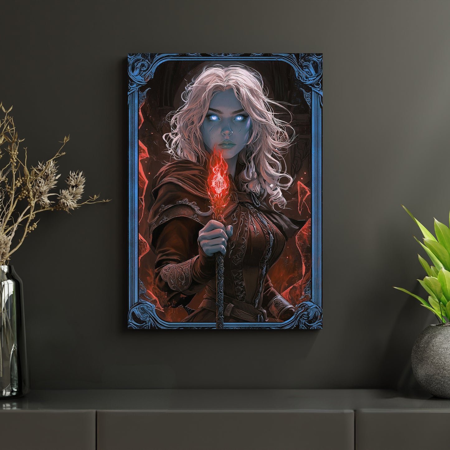 Das Metallposter 'Untote Flammenmagierin' zeigt eine düstere und faszinierende Magierin mit glühendem roten Zauberstab und leuchtend blauen Augen. Perfekt für Fantasy-Liebhaber, die hochwertige Wanddeko mit starken mystischen Charakteren suchen.